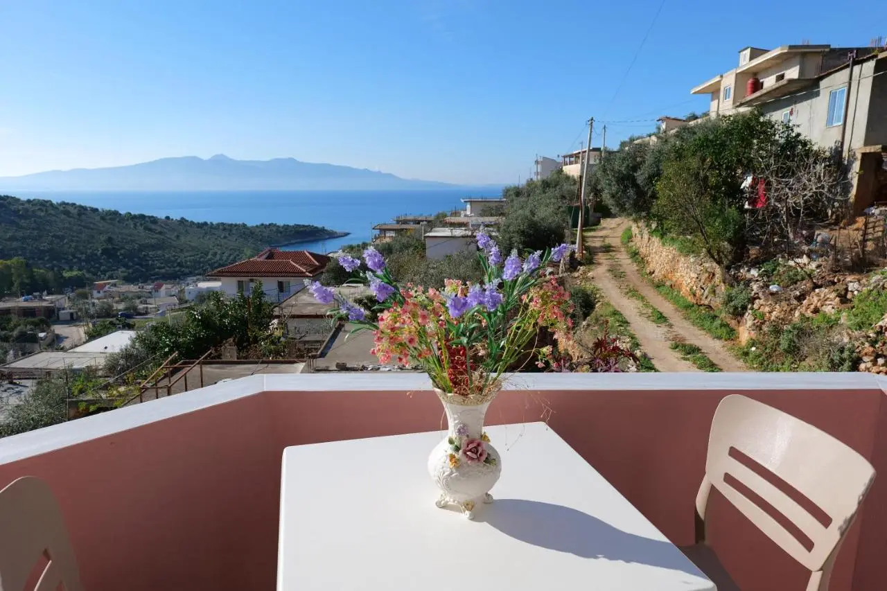 Pink Holiday Sarande