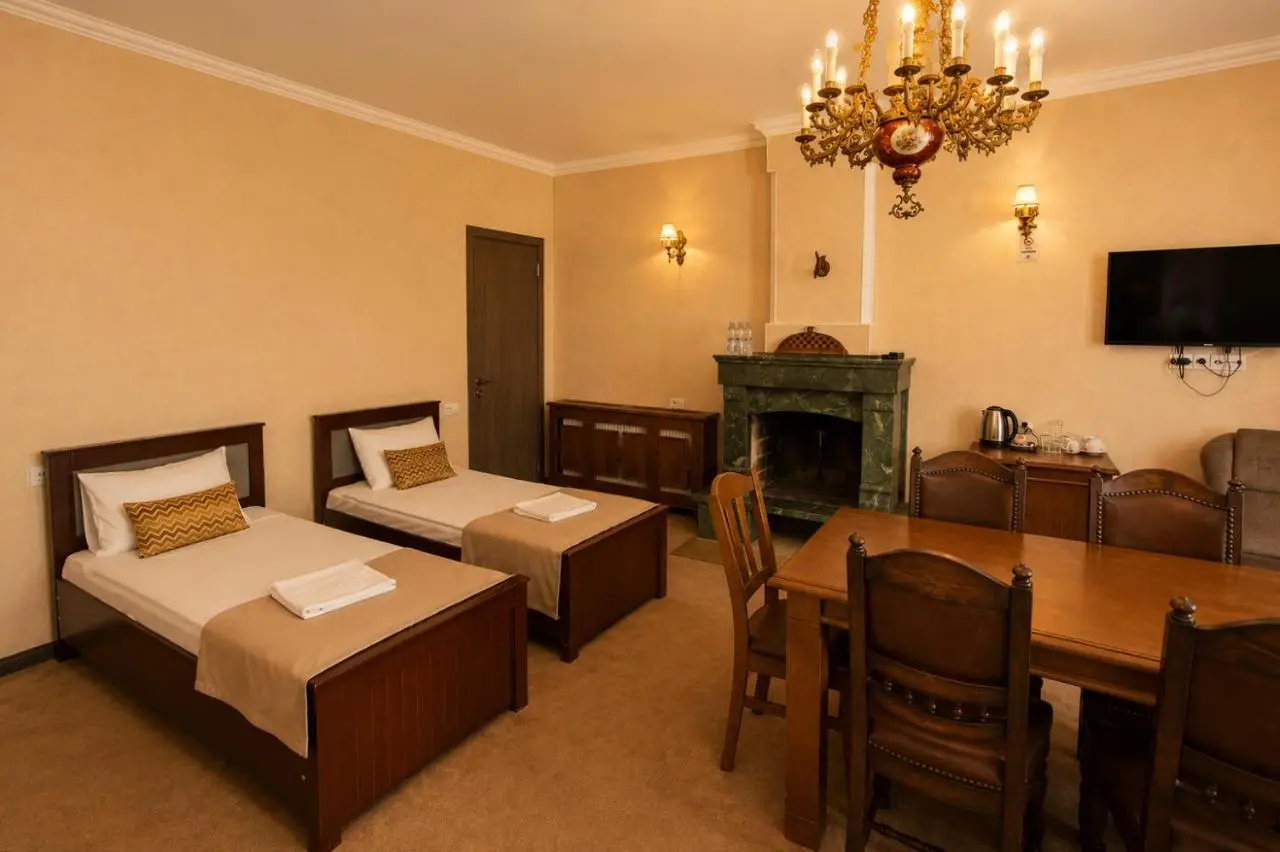 Hotel Imperial House