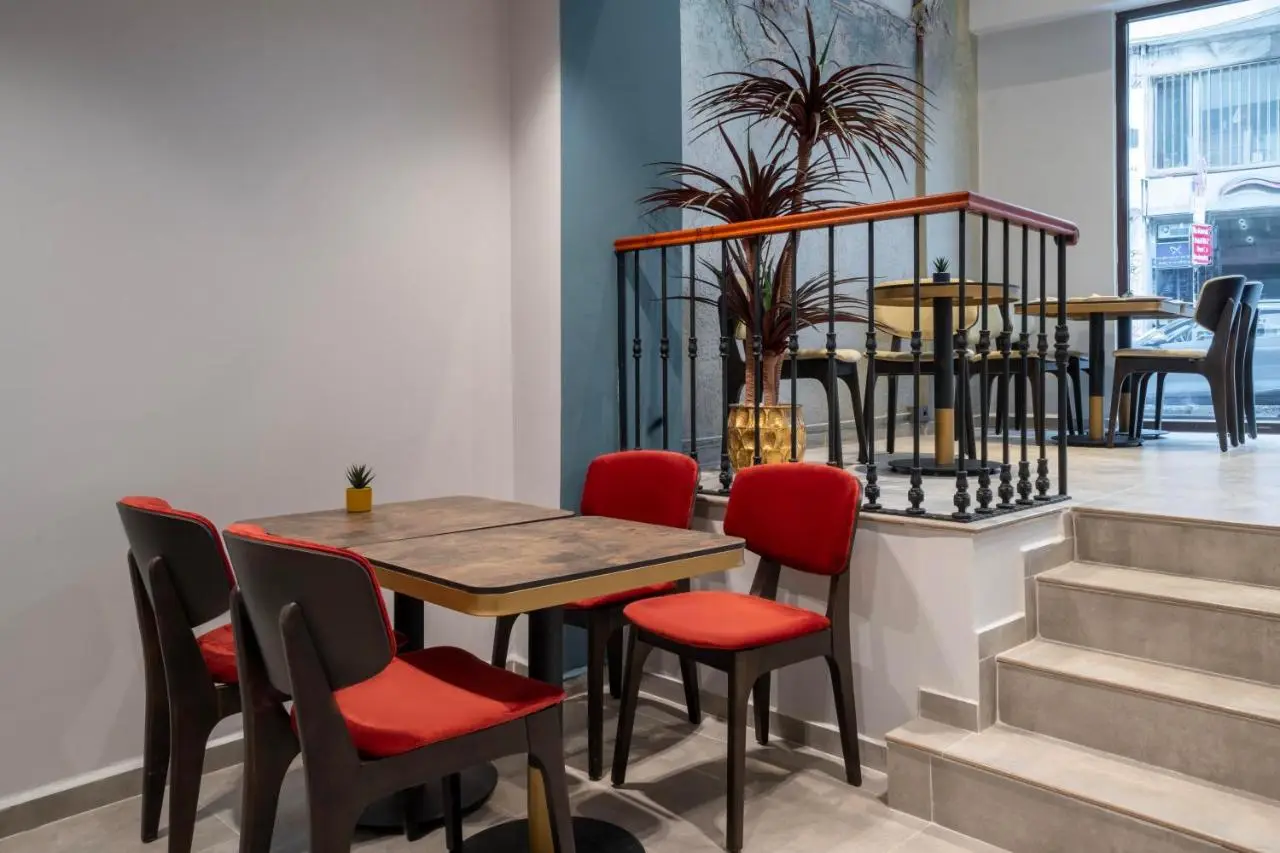 Smart and Simple Hotel Karakoy