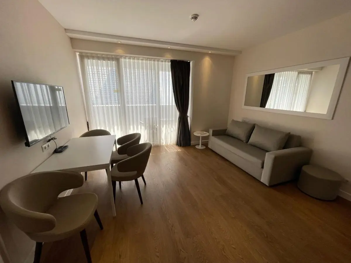 Del Mare Aparthotel