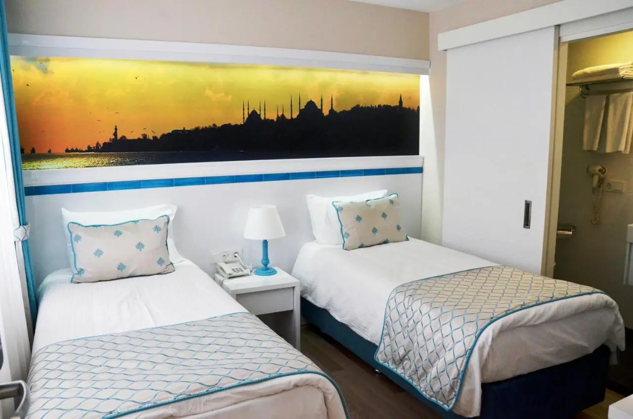 Star Holiday Hotel