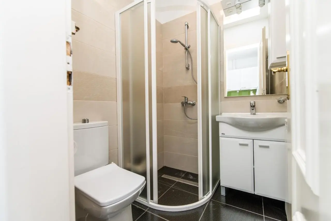 Modern studio for 3 people in the Heart of the City Center