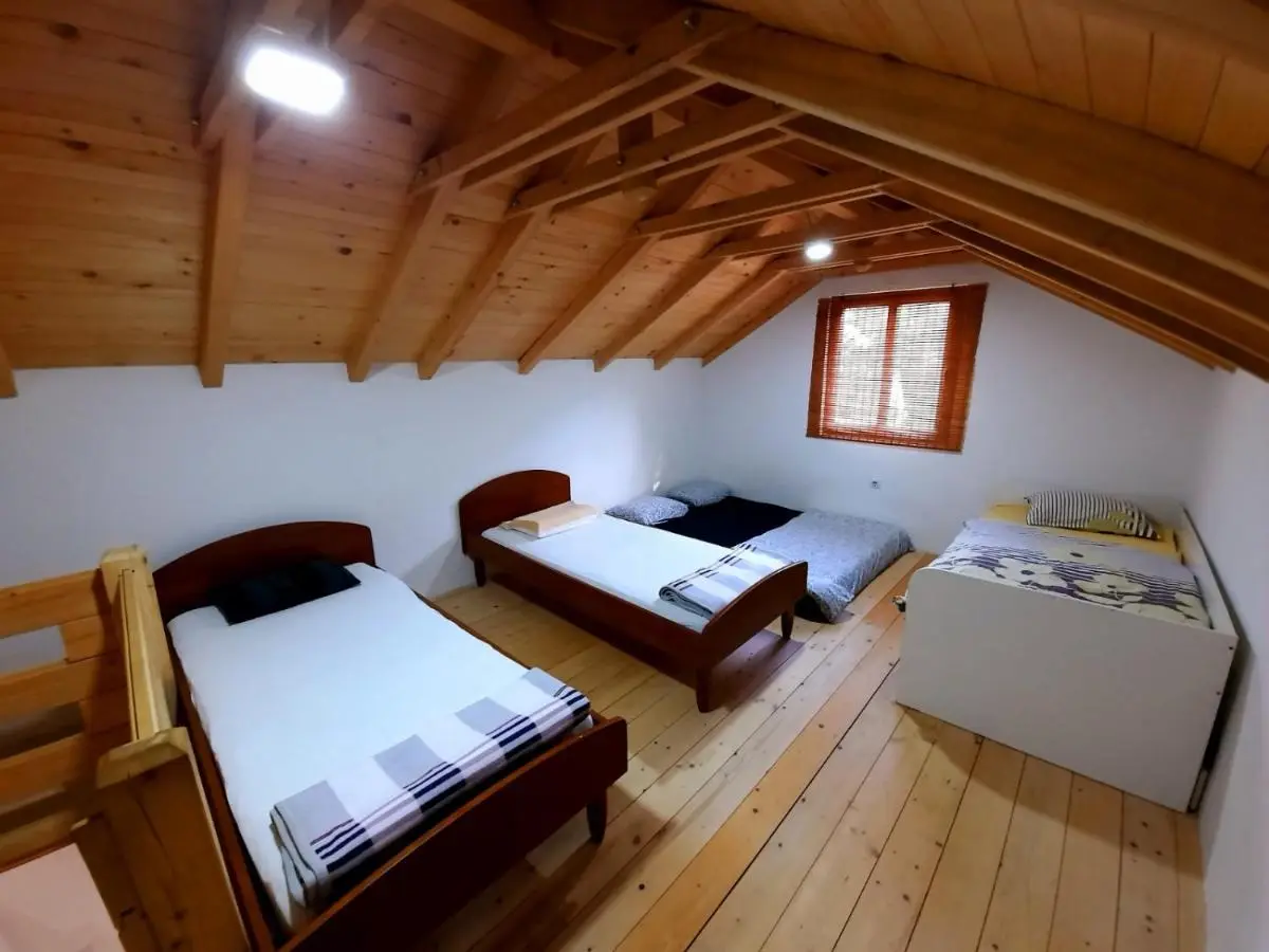 Vikendice Bungalovi Menzil