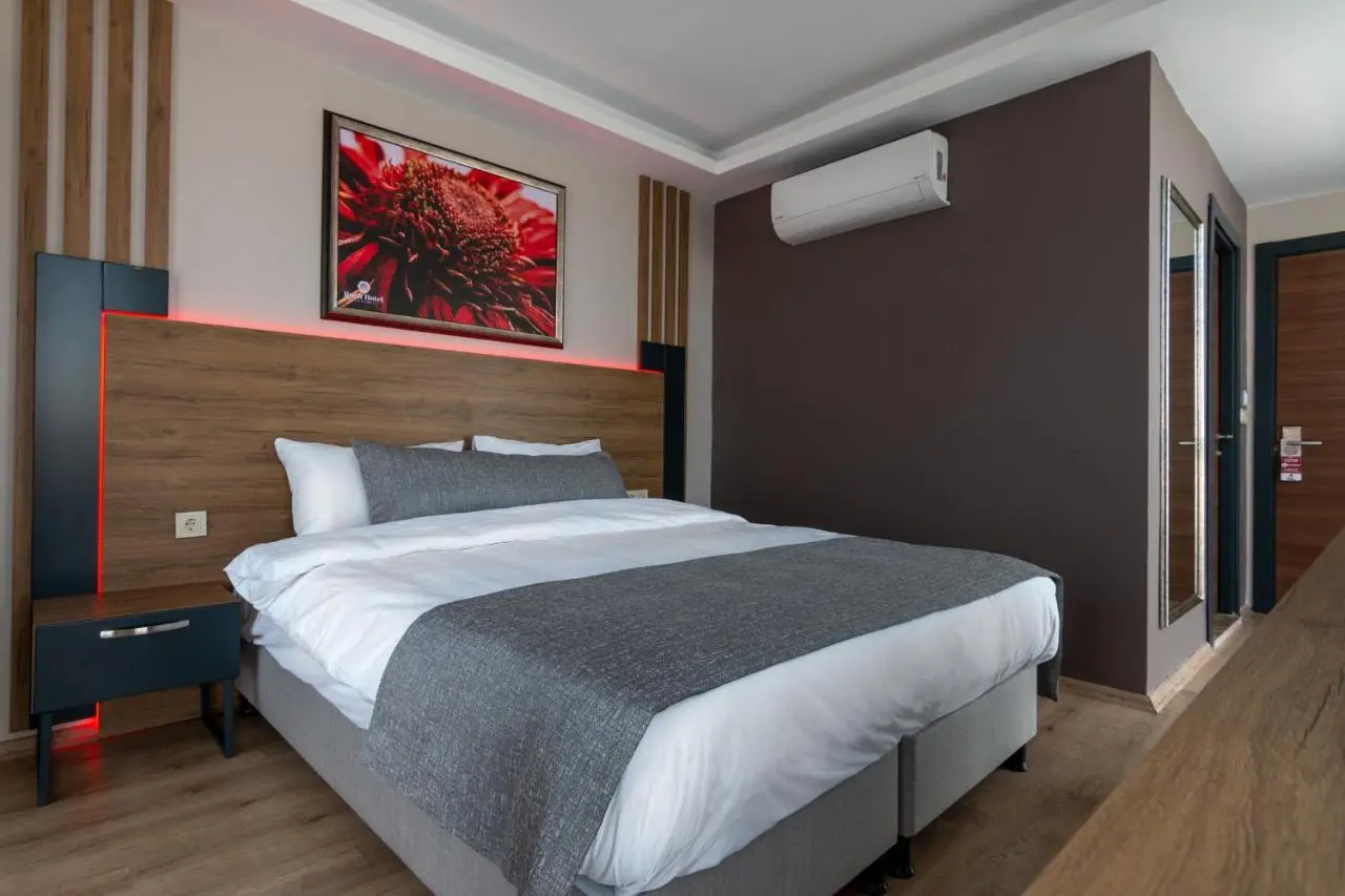 RUSH HOTEL İSTANBUL