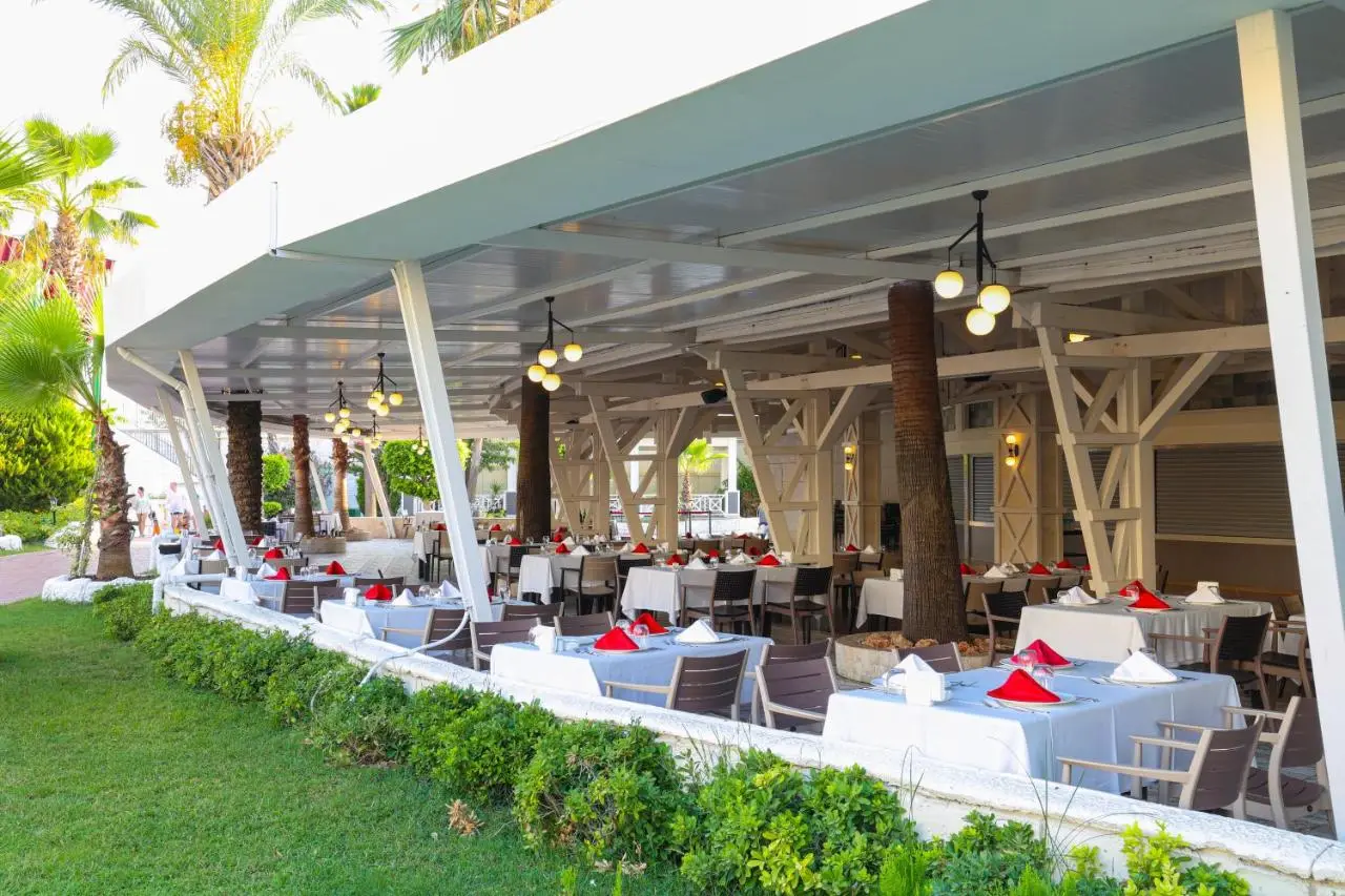 Crystal Admiral Aqua Collection - Ultimate All Inclusive