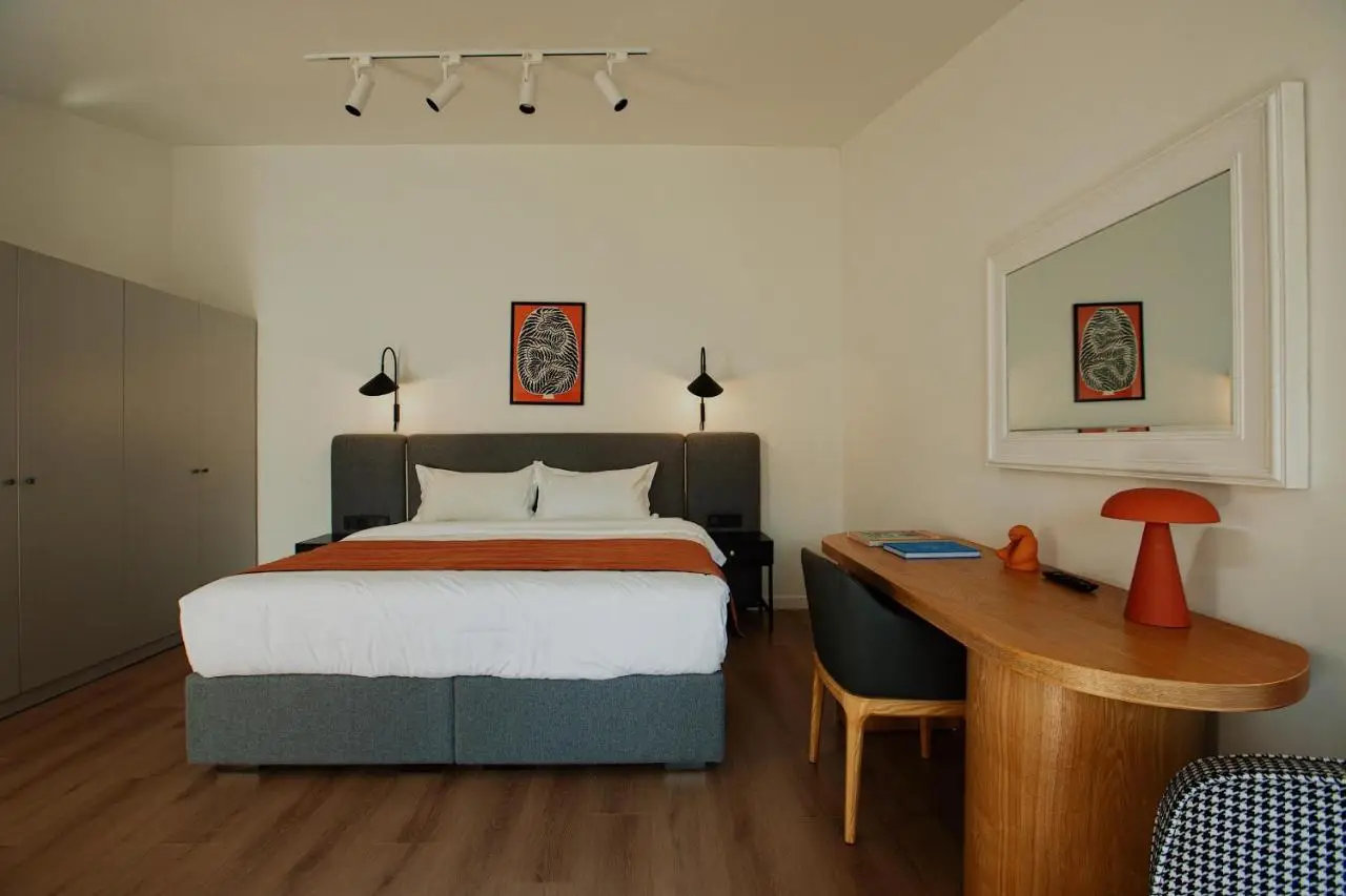 Artifact Apart Hotel