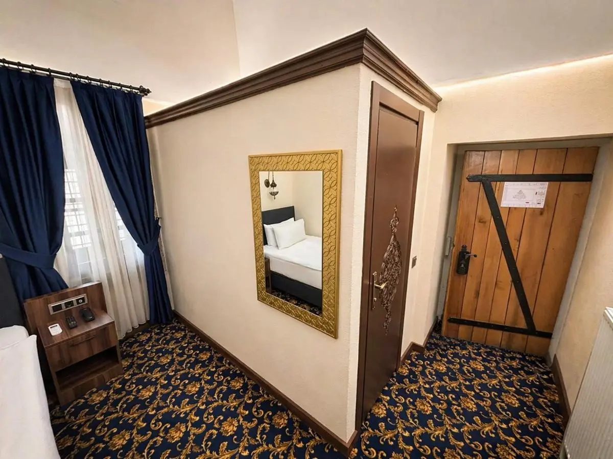 Rüstempaşa Kervansaray Hotel with Free Parking