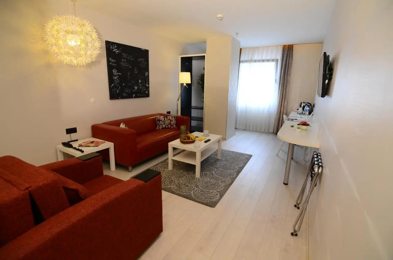 Tempo Fair Suites