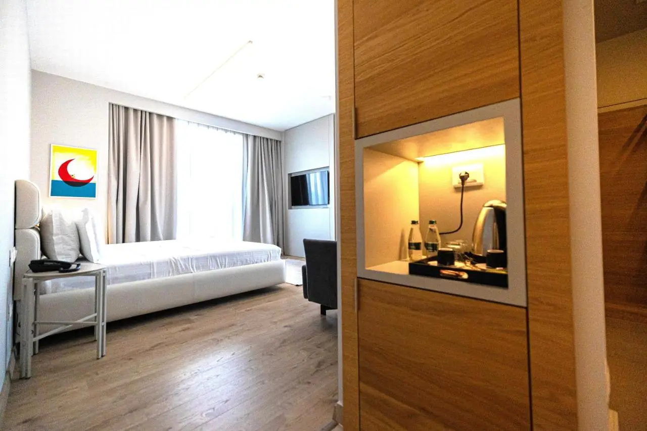 Navy Hotel