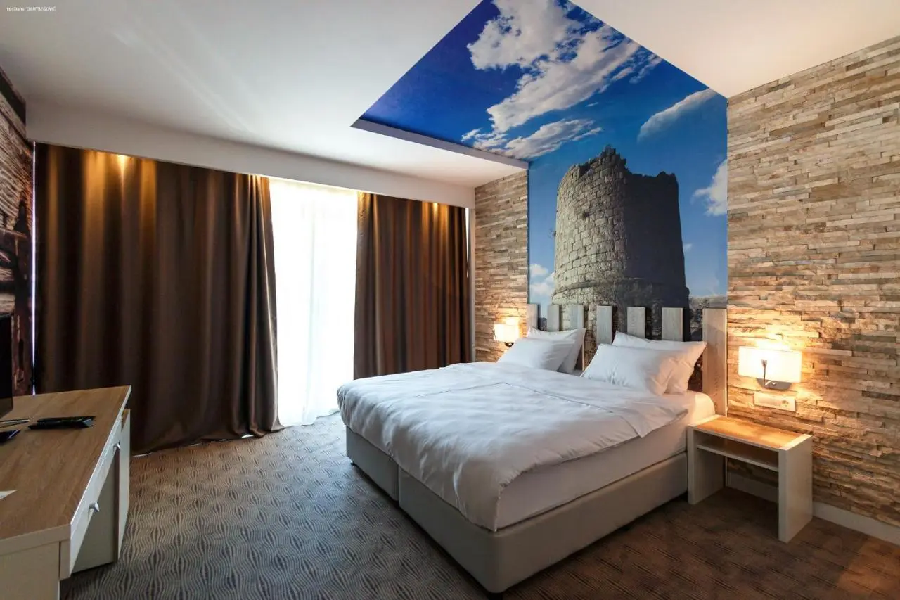 Hotel Nar