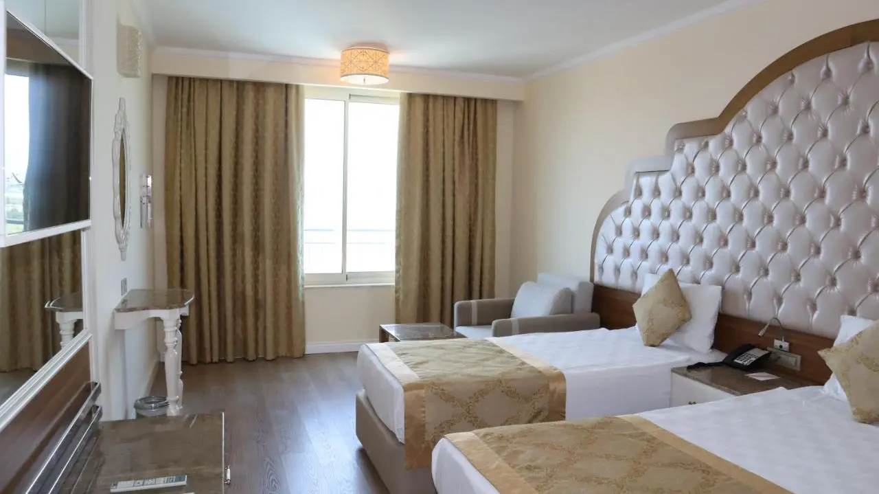 Oz Hotels Side Premium