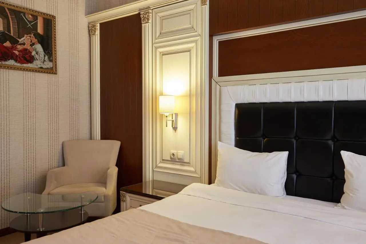 Boulevard Side Baku