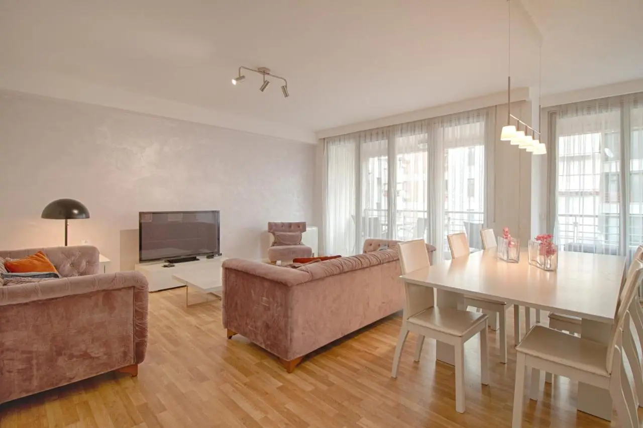 THE ROOMS - Serviced Apartments Tirana