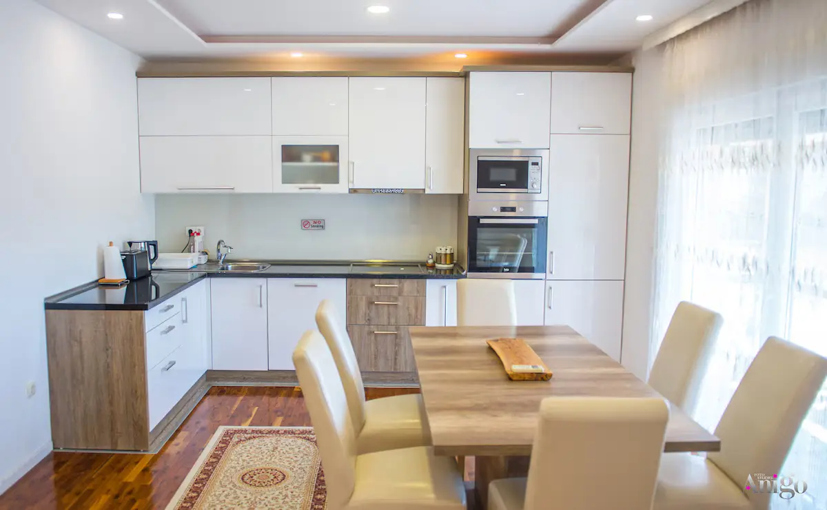 Mostaria House