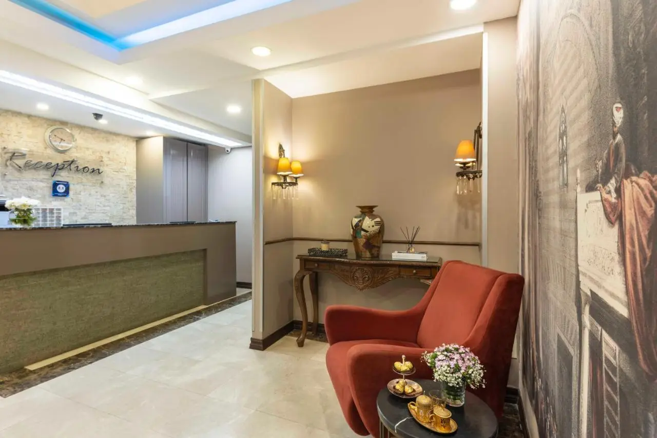 Raymond Hotel Old City