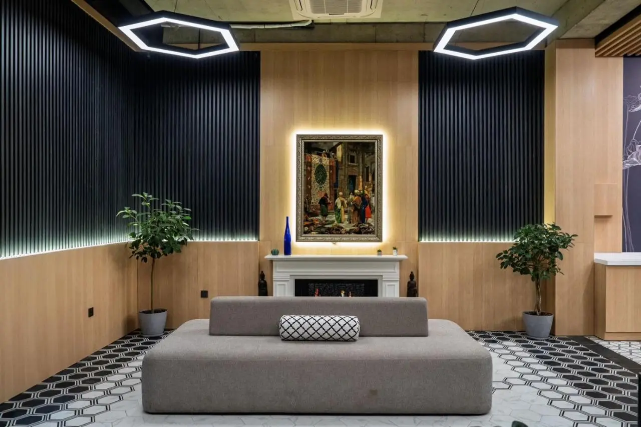 lux-deluxe city apartment