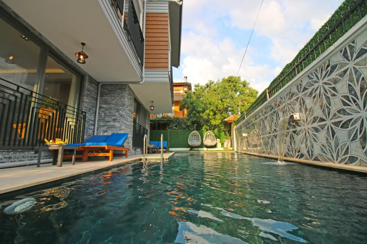 Caglar Residence