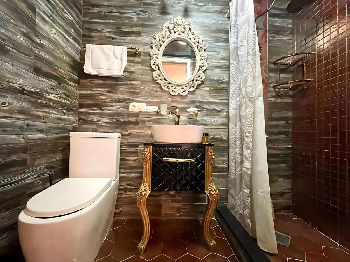 Silver 34 Boutique