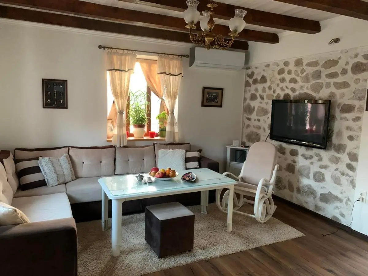 Silent Village Villa with Swimming Pool