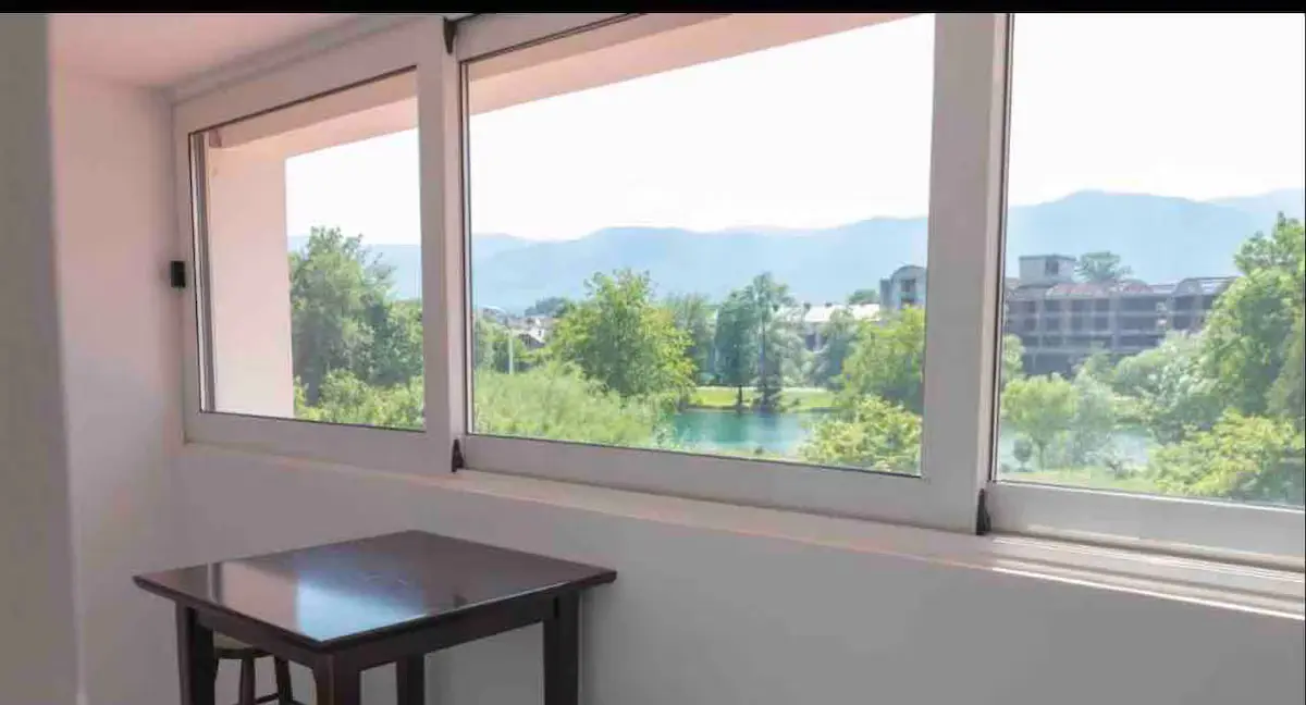 Cheerful and luxurious villa near the Una River