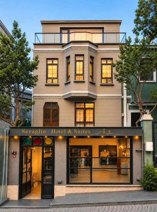 Seraglio Hotel & Suites