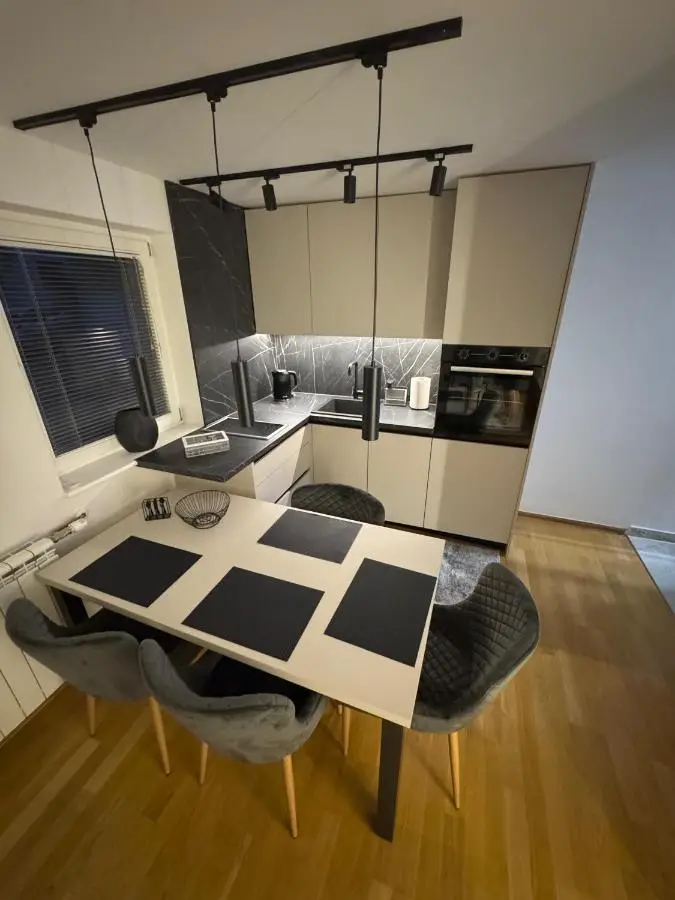 Luxury Prime Apartments with Parking