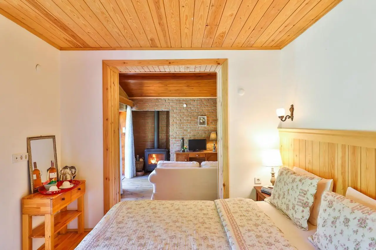Tranquilla River Lodge