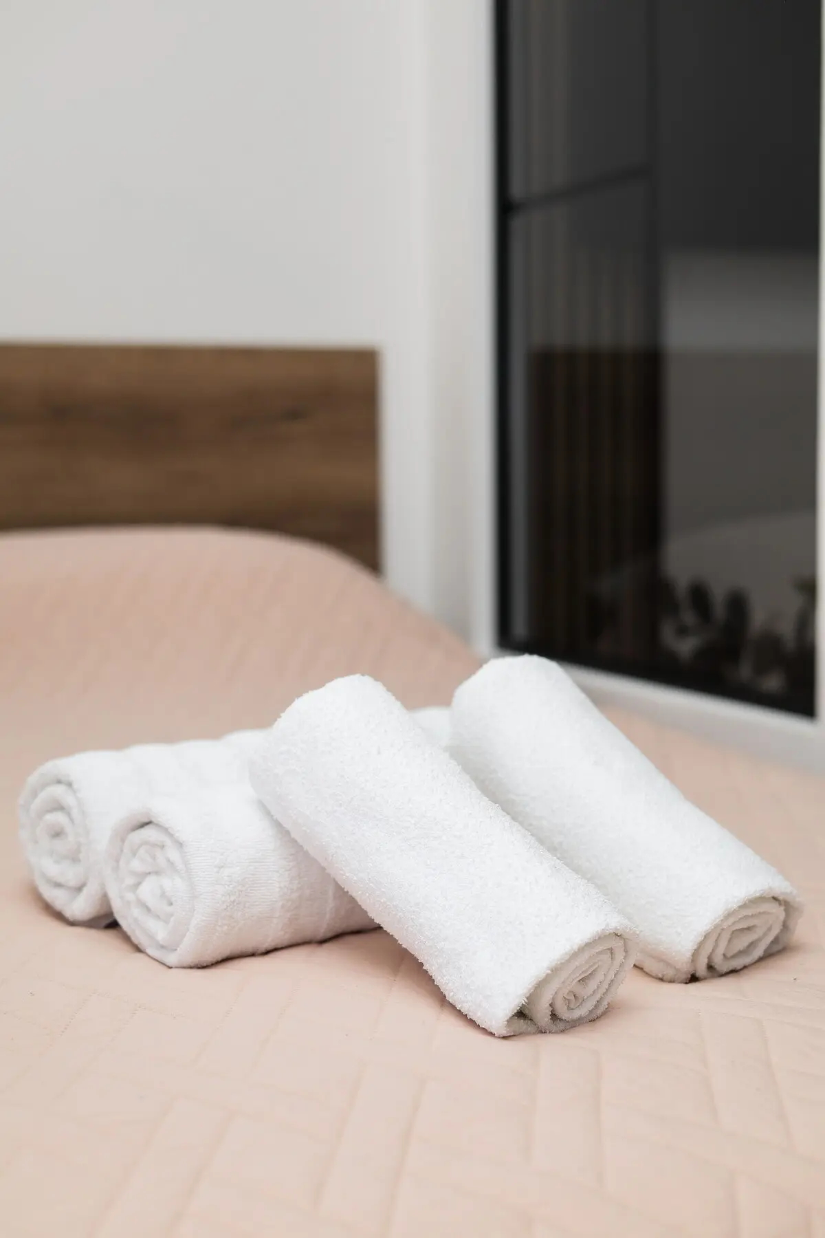Stylish Apartment + Garage/Near Airport & Sarajevo