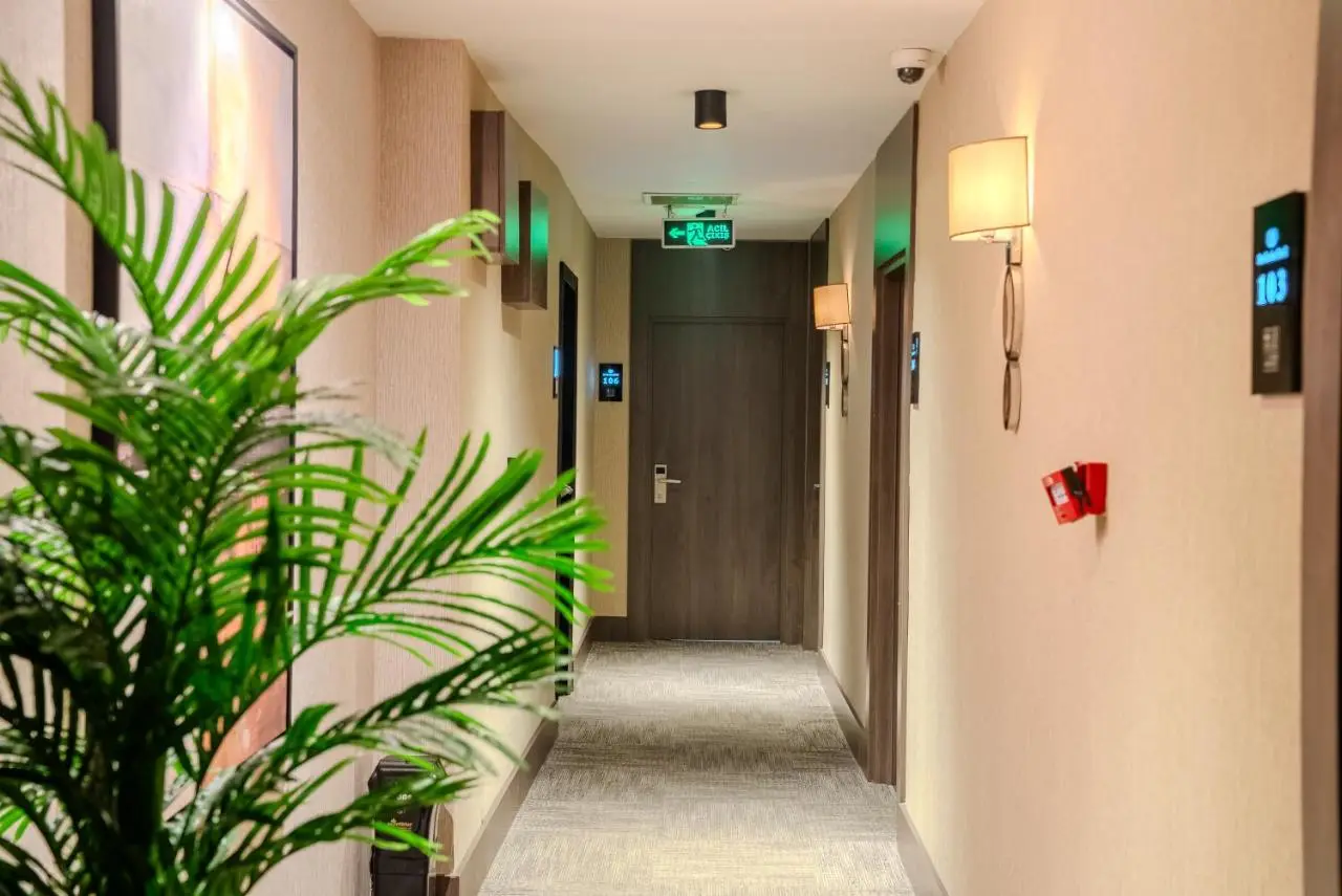 BEST GARDEN HOTEL