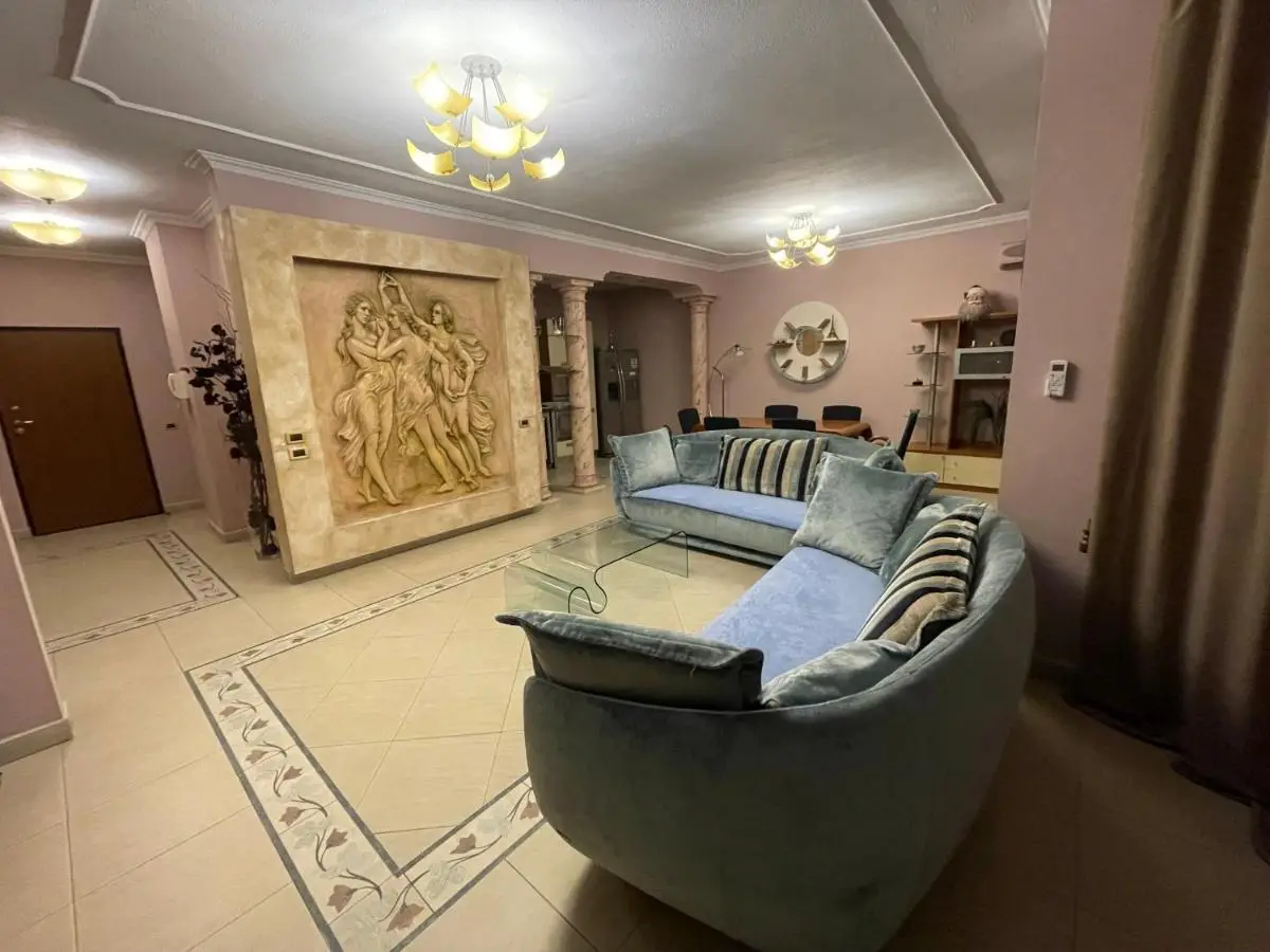 MAK Apartments