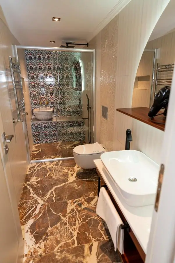 THE MUA LUXURY HOMEs