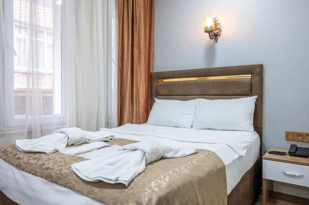 LAOS OTEL