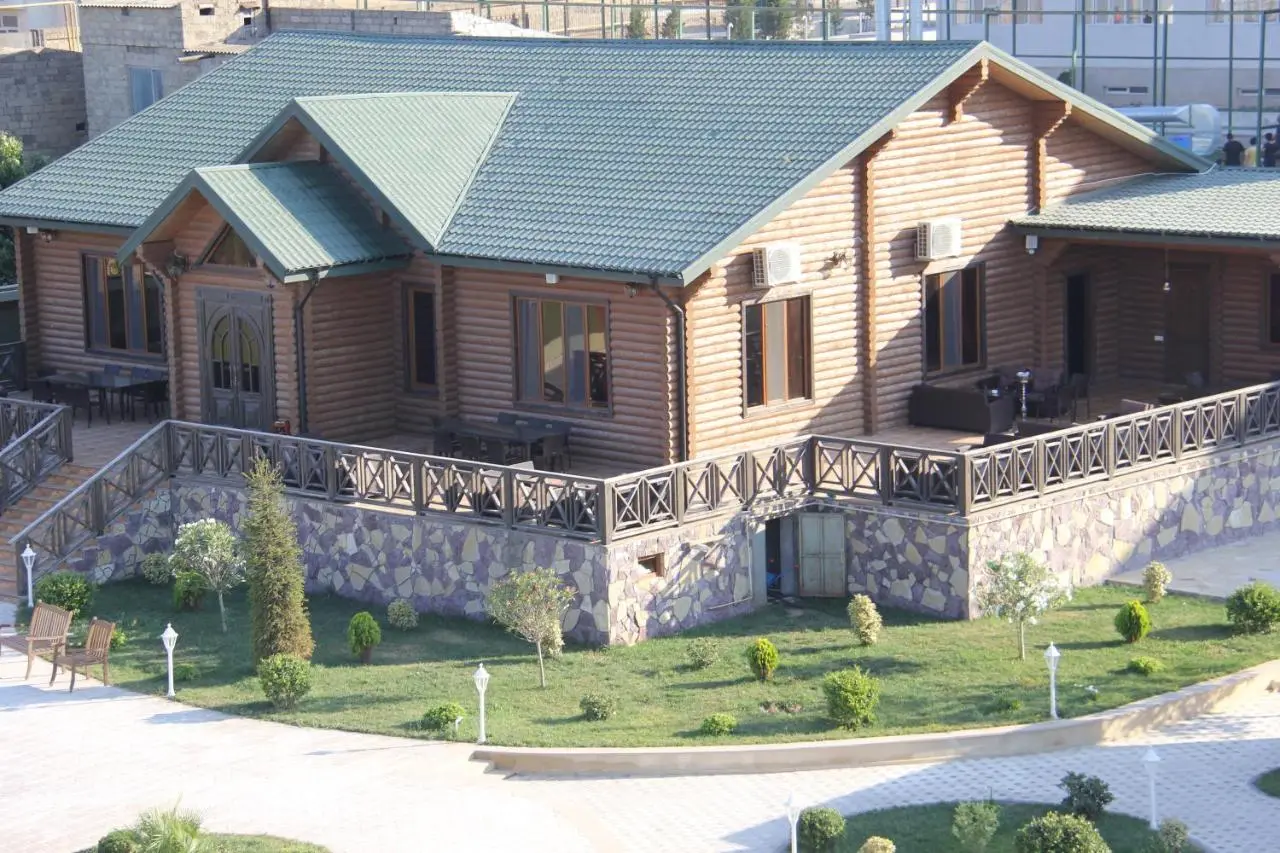 Khazar Inji Hotel