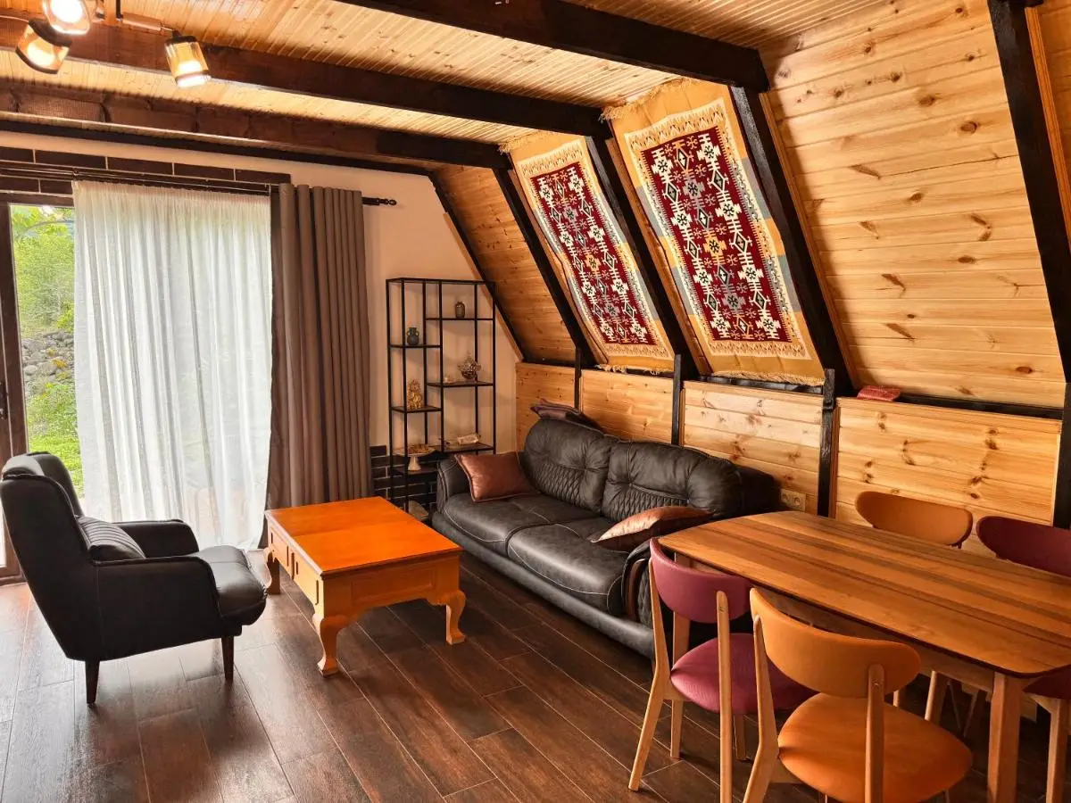 Cottage Kedkedi Machakhela