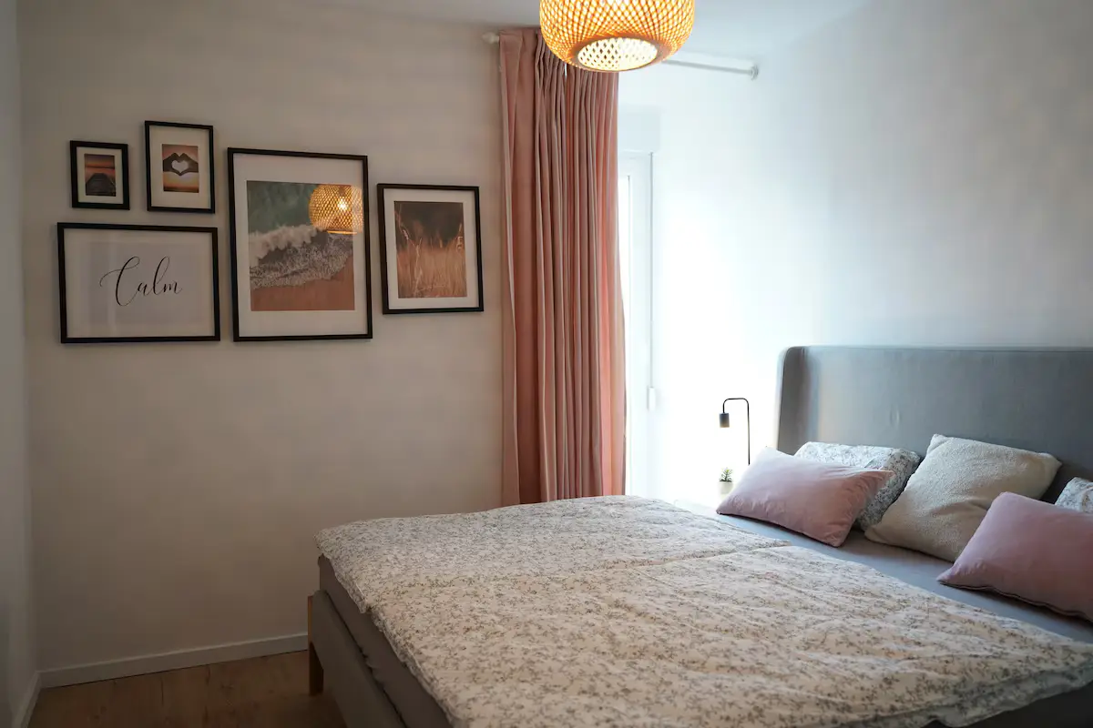 Mostar City Center: Chic Comfort & Mountain View
