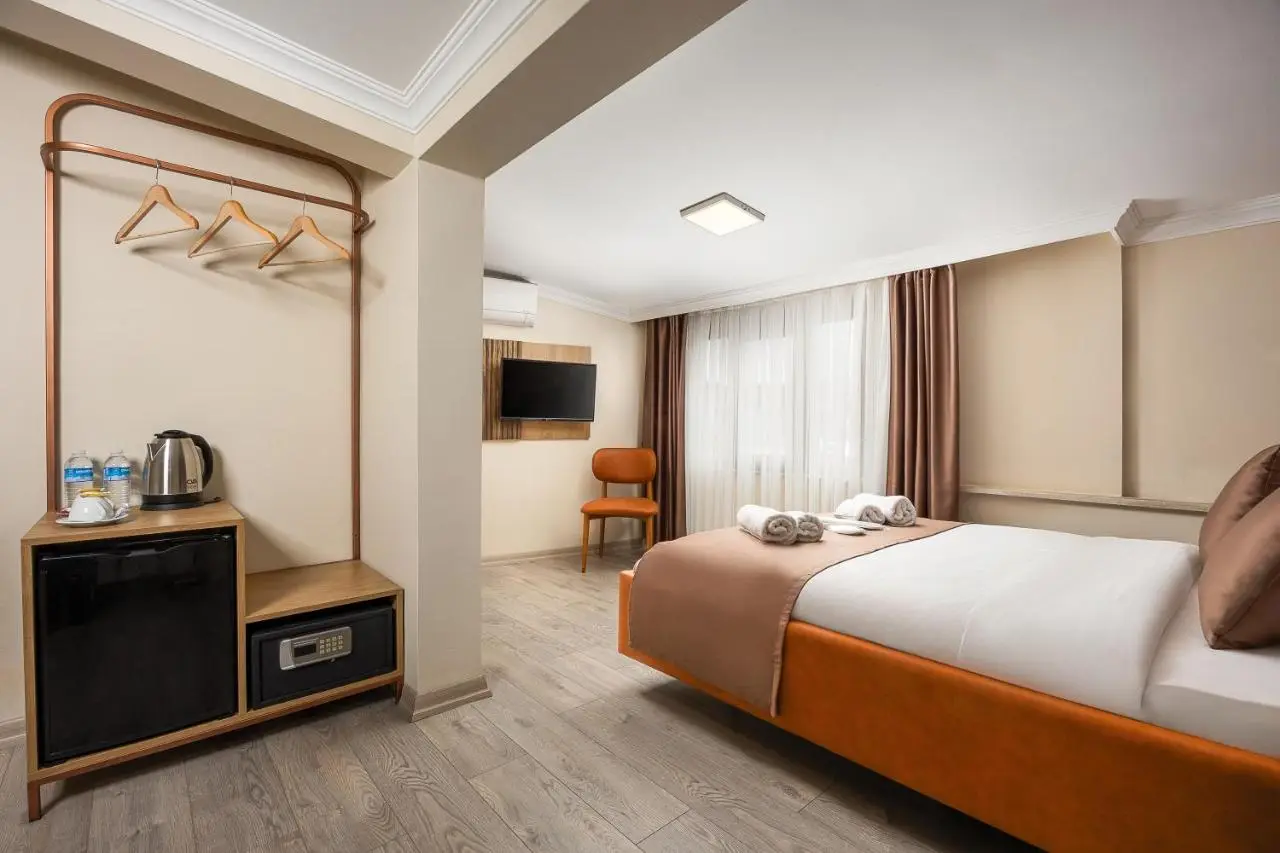 Taksim Peradise Hotel