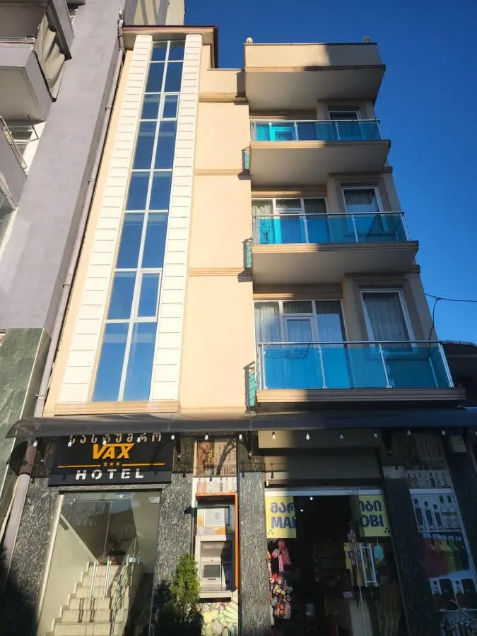 hotel Vaxx