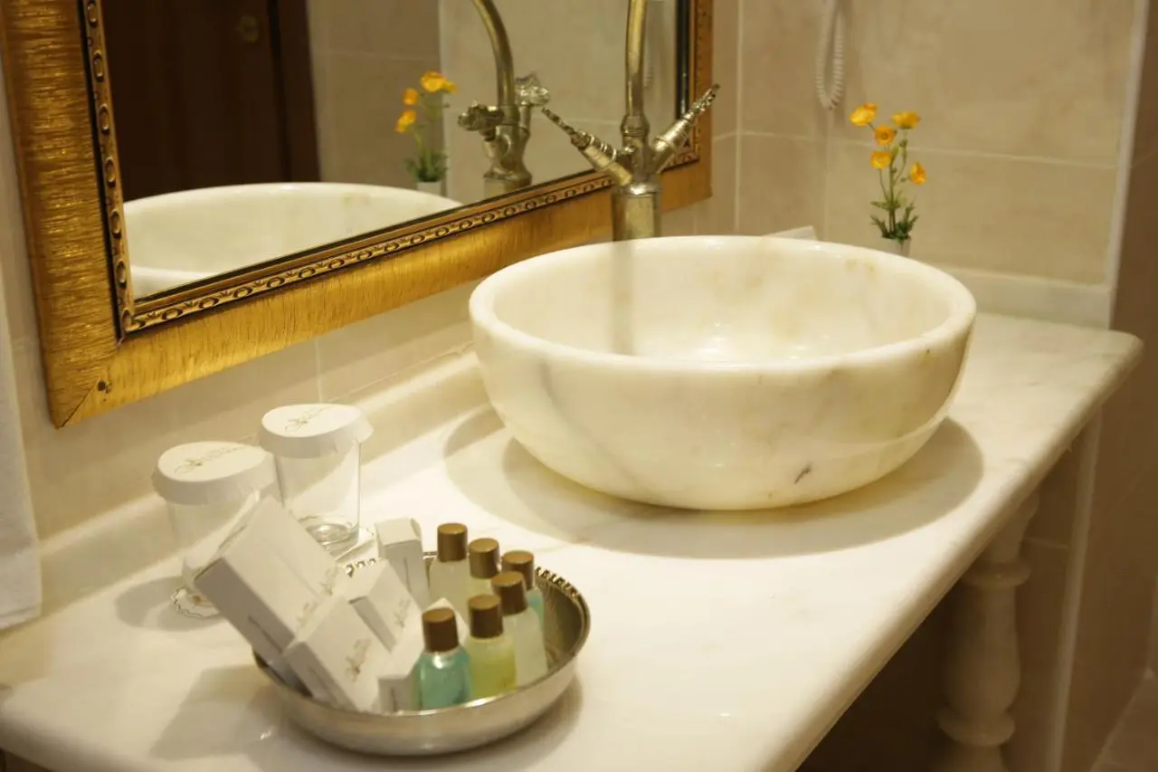 Marmara Deluxe Hotel