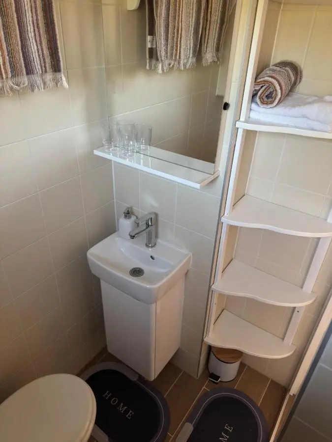Bio Garden Cottage Sarajevo - Kremeš, Vogošća Seosko domaćinstvo Pogledine