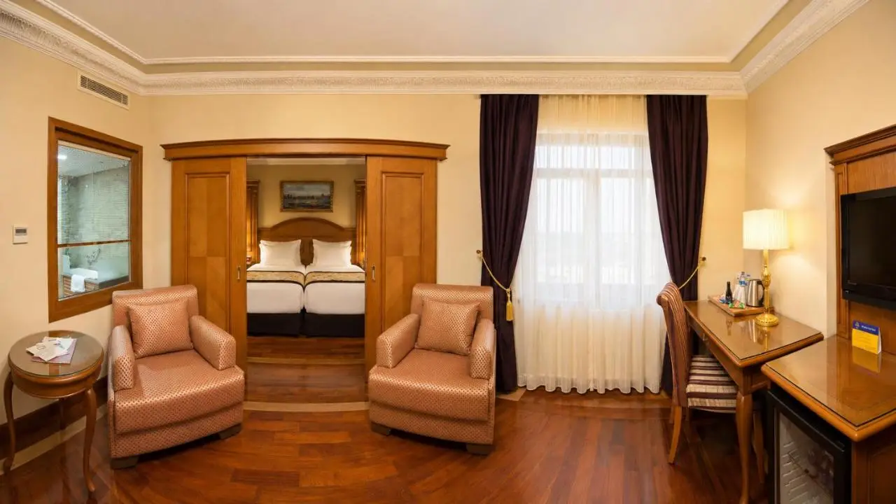 GLK PREMIER Acropol Suites & Spa