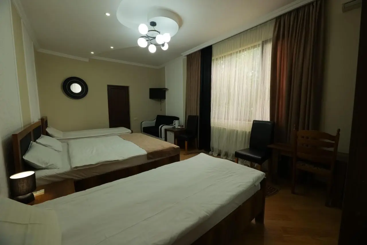 Hotel Harmony