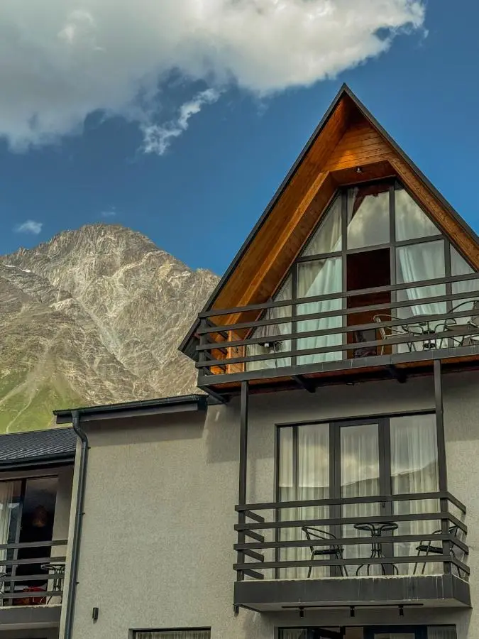 Baza Kazbegi