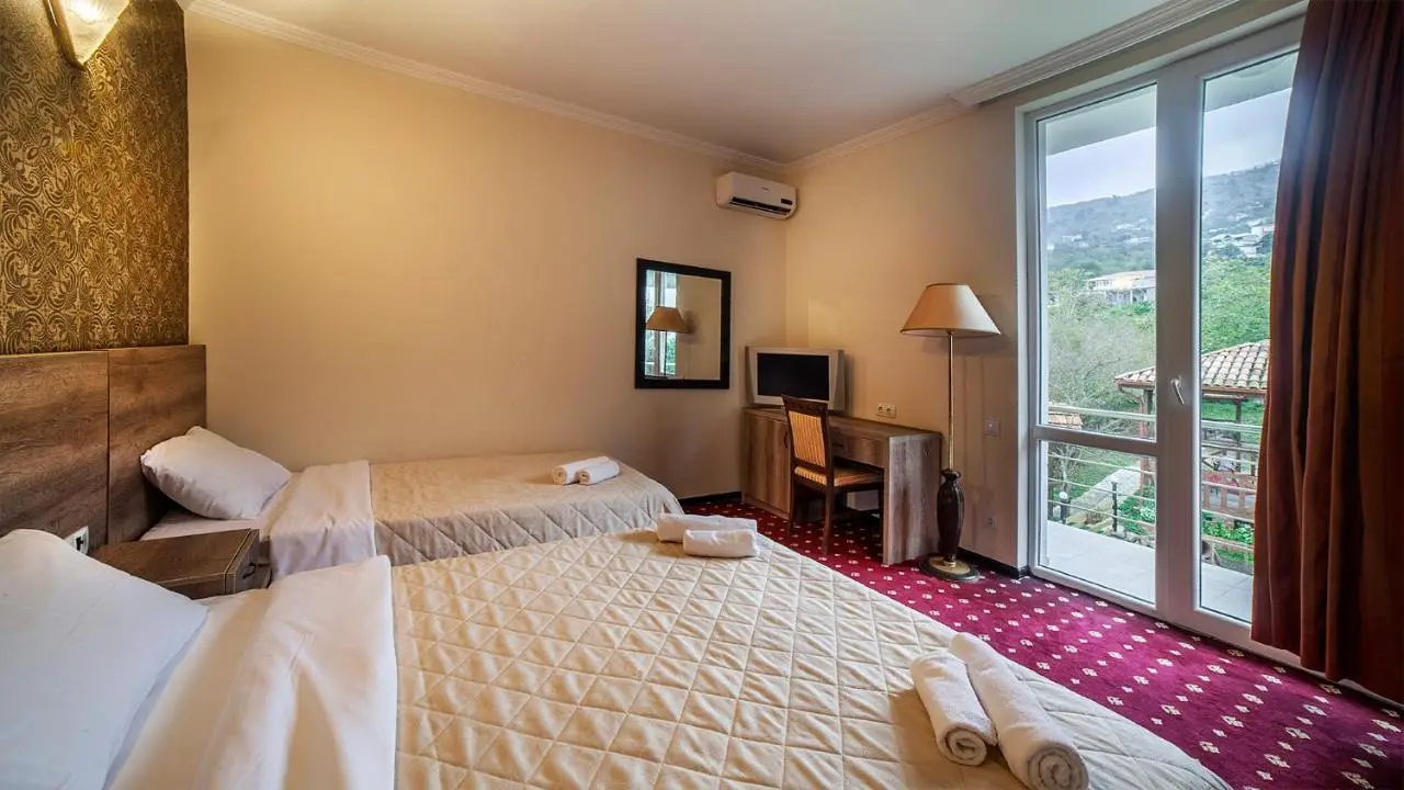 Orange Hotel