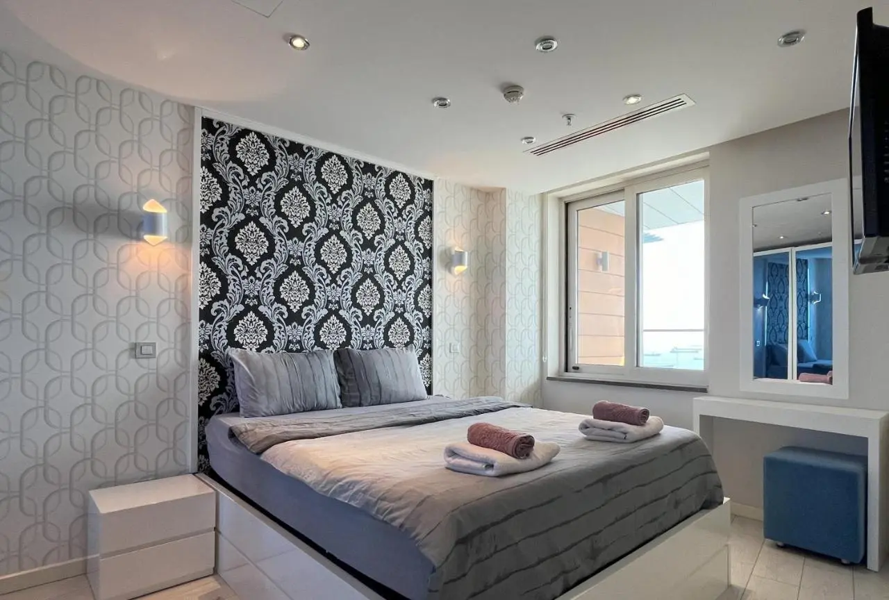 Exquisite Ottomare Suites