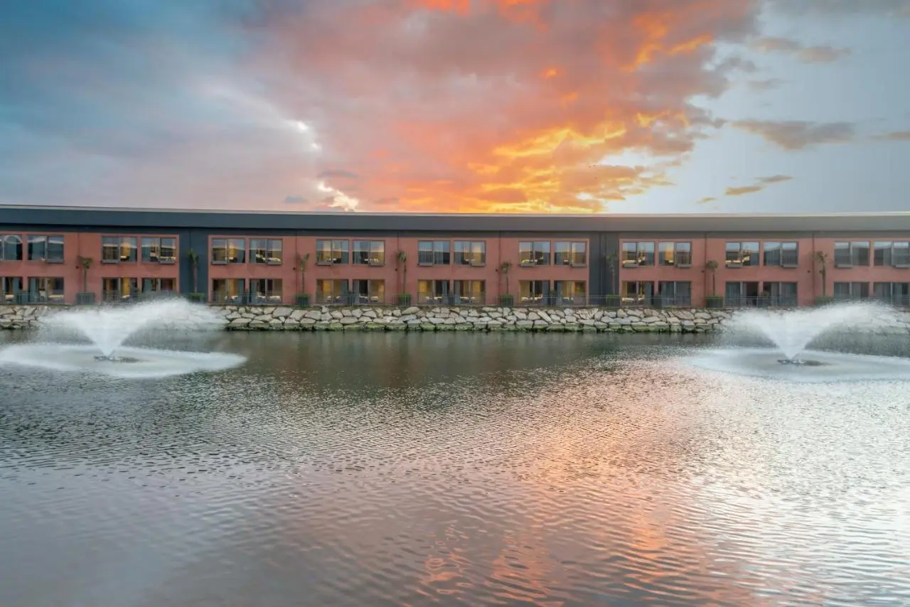 Crowne Plaza Istanbul Tuzla Viaport Marina by IHG