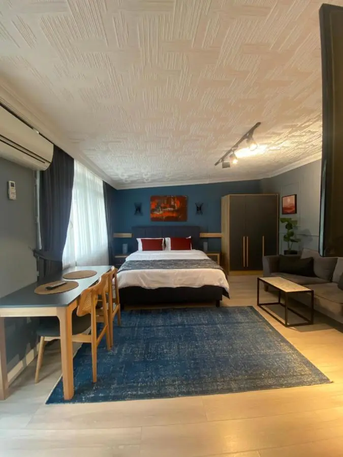 CLK Suites Hotel
