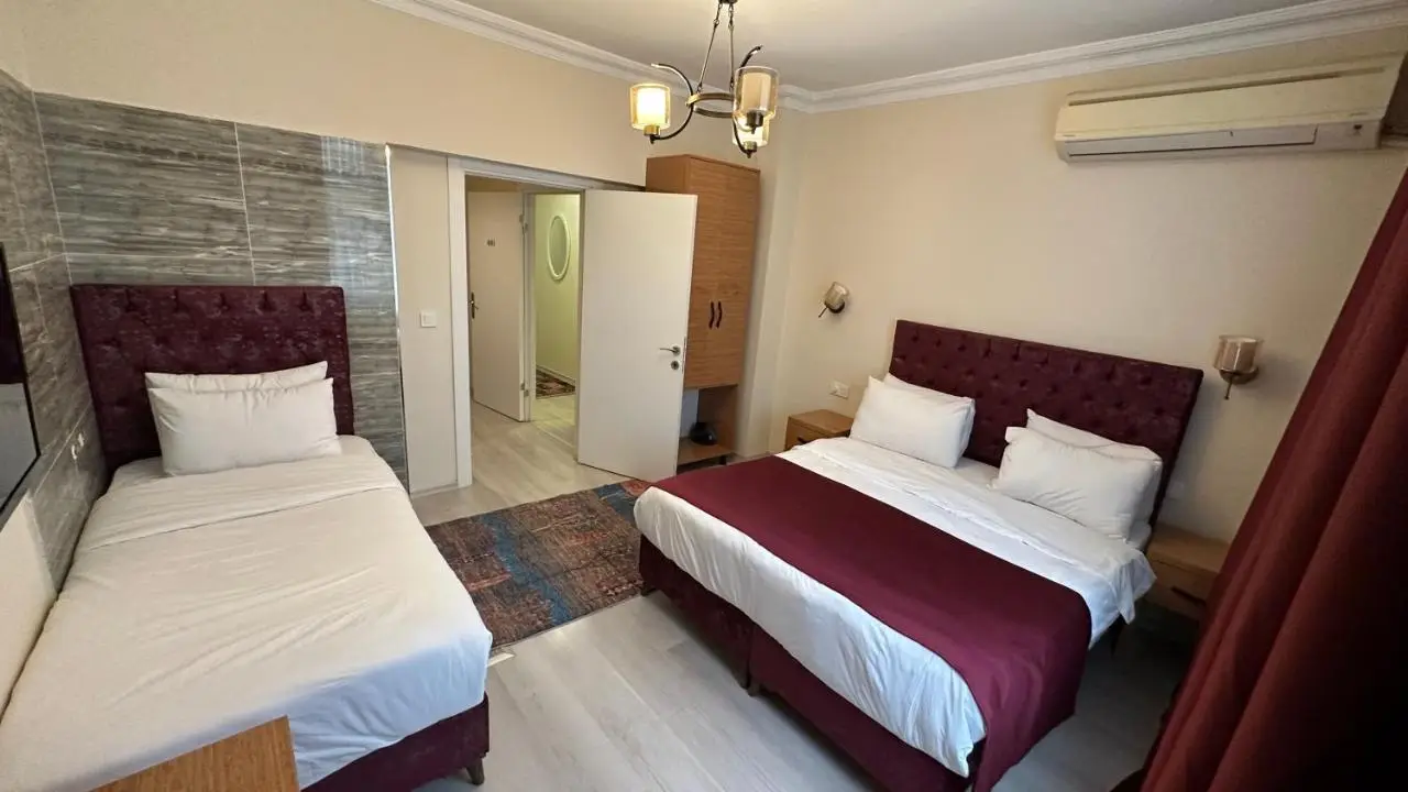 Golden Tulip Suite Apart