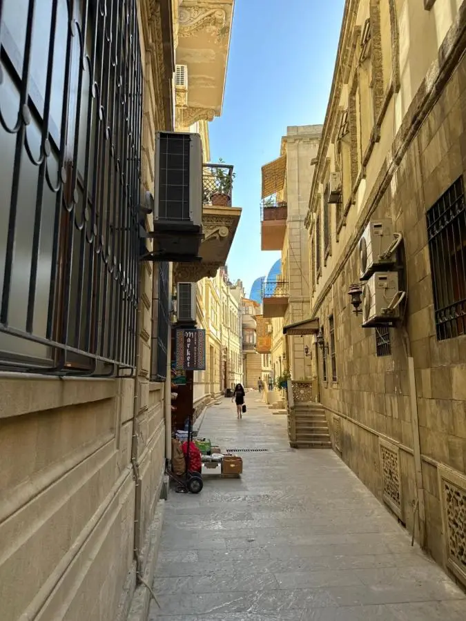 Etnic apartment near Maiden tower center of Baku