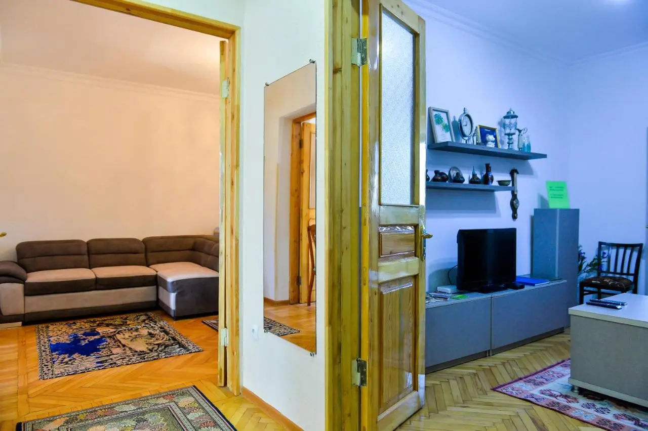 Apartment on Rustaveli Avenue