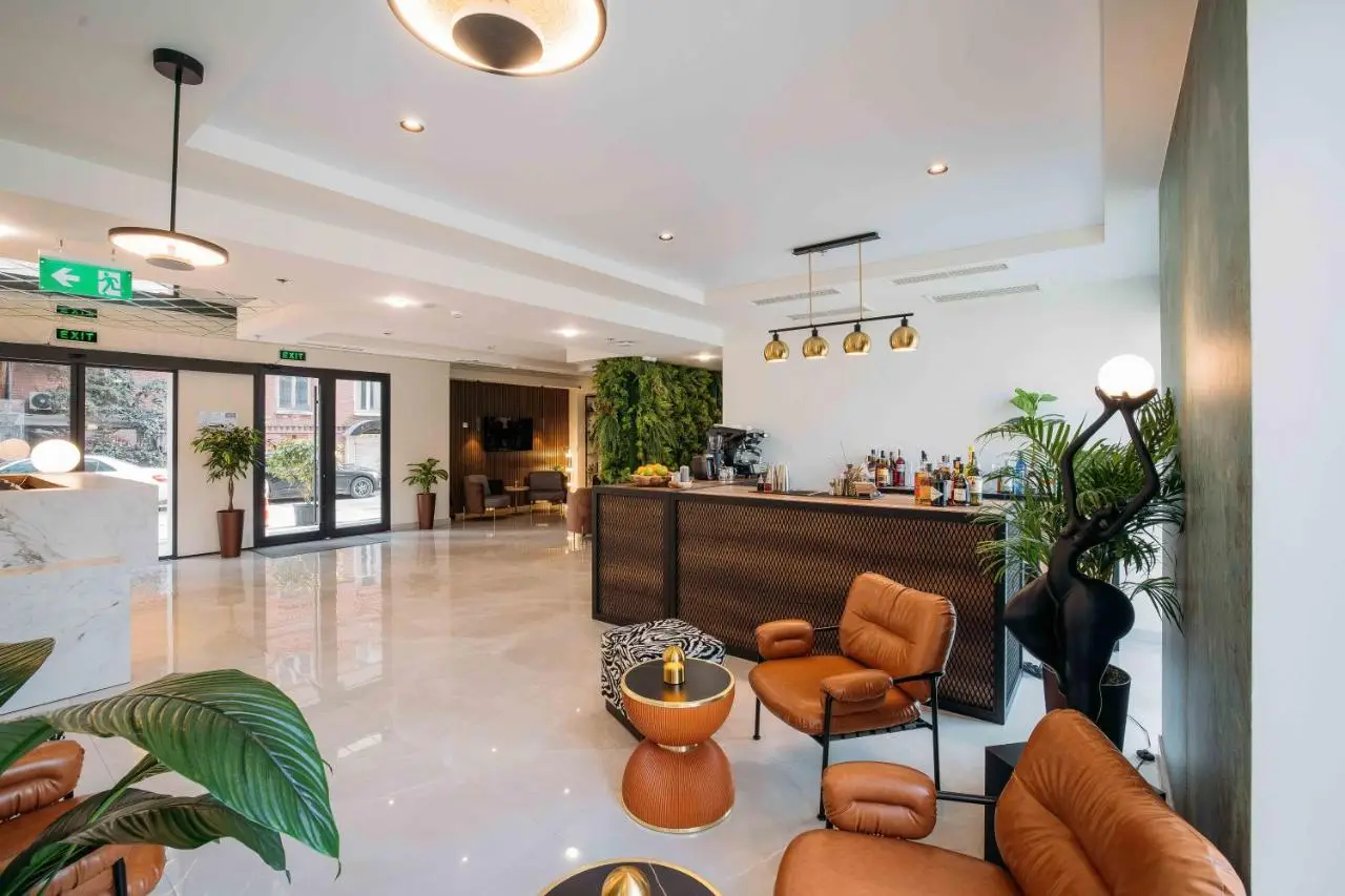 Hotel Monday by DNT Group